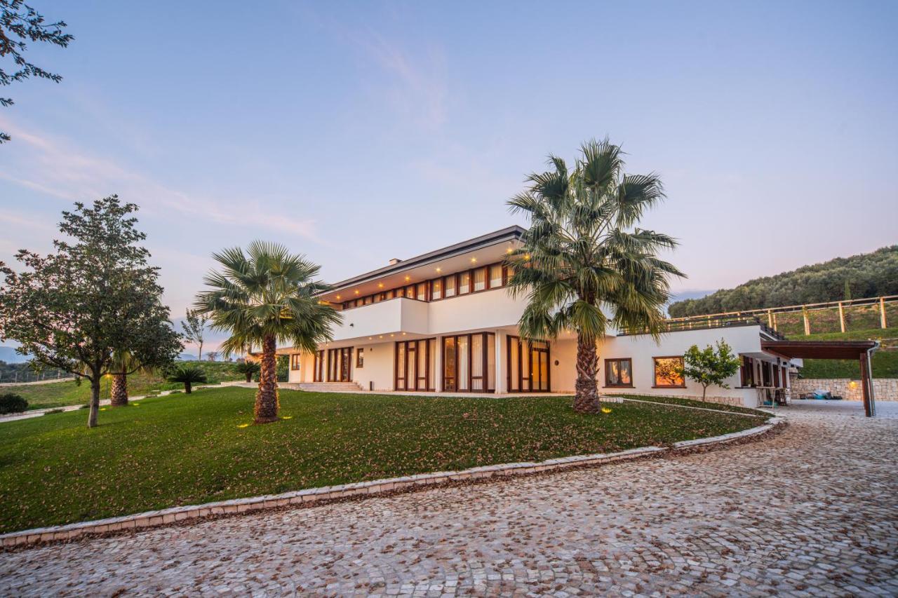 Aria - Villa Di Campagna Montecorvino Rovella Eksteriør billede