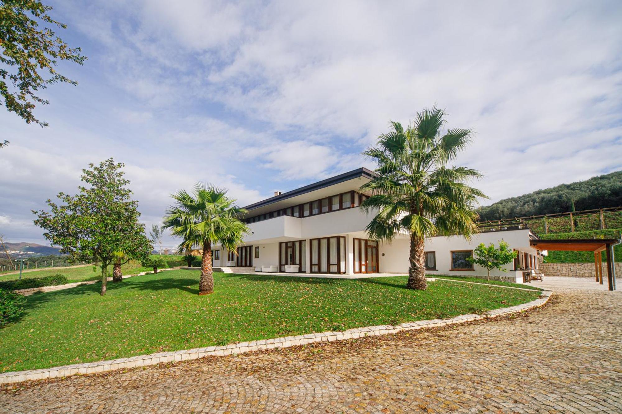 Aria - Villa Di Campagna Montecorvino Rovella Eksteriør billede